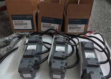 三菱Melservo 100W HA-FH13-Y在庫で新しい産業ACサーボ モーター