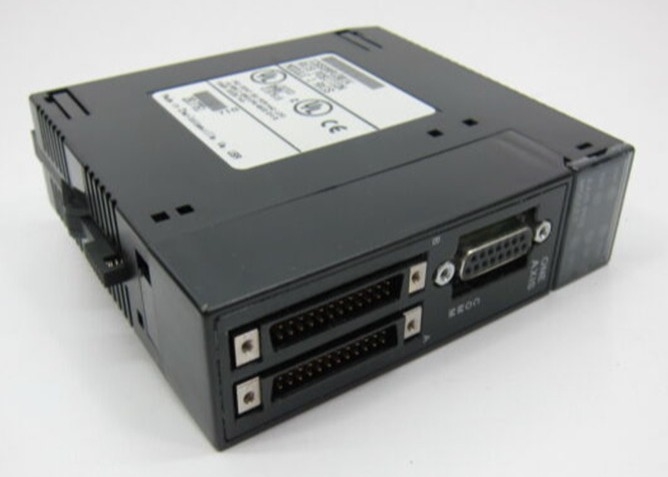 GE FANUC IC693APU301 単軸モジュール 25ピンのサーボ 24ピンの高密度 25ピンのDタイプ