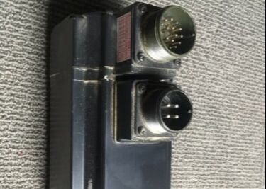 YASKAWA USAGED-02VBE11 モーター ACサーボモーター 0.15KW 3A 200V EU Automation