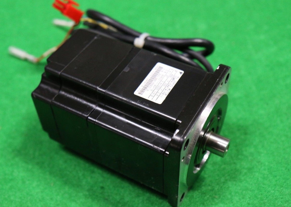 SGMPH-04A1A-YR11 安川サーボモータ プログラマブルロジック制御 400W 200V 3000r/分