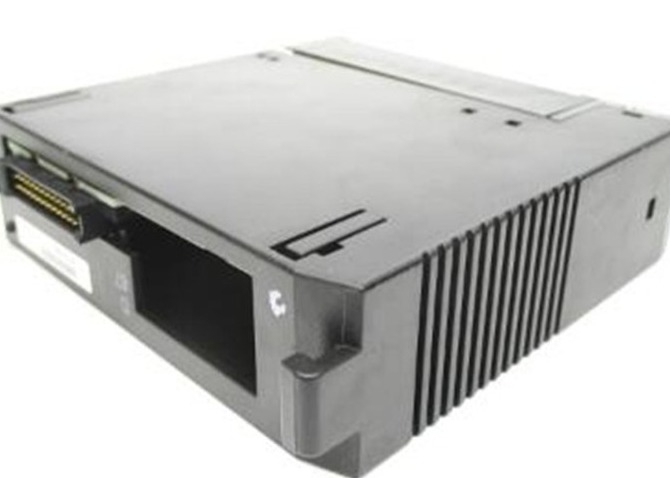 GE FANUC IC693MDL310 典型的なスキャン速度 90-30シリーズ プロセッサモジュール