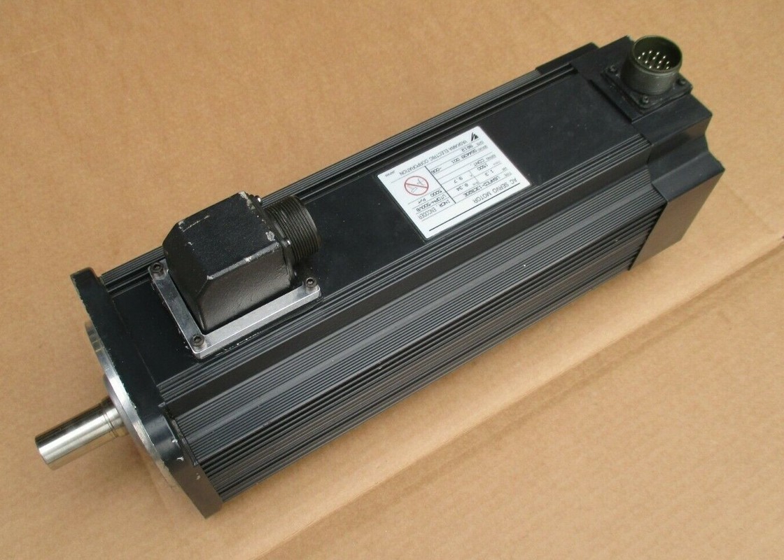 USAFED-13CB20E 1.3kw 8.34N/m 1500t/min 9.7A オリジナル 新品 3-5 営業日 配達