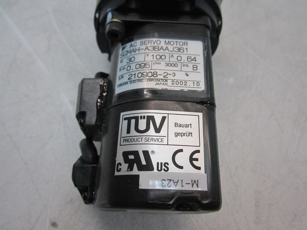 YASKAWA ELECTRIC CORP. SGMAHシリーズ サーボ モーター100a 3000r/m SGMAH-A3BAAJ361