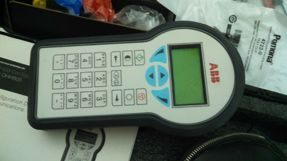 DHH 805 A HART  A Hart Communicator Meter Controller Transmitter Transducer, tool that allows easy parameterization.