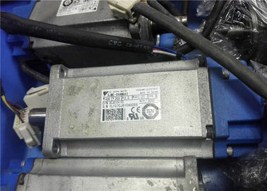 Industrial  Yaskawa Electric   Servo Motor  SJME-04AMA41   3000RMP  1.27N.m  400W