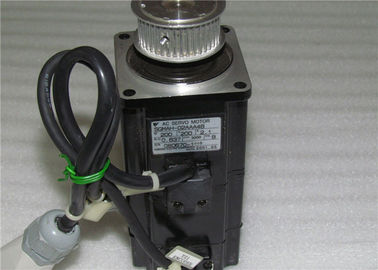 YASKAWA Electric 100W AC SERVO MOTOR Industrial Servo Motor 3000RMP SGMAH-02AAA4B