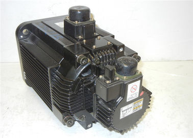 Yaskawa 	Industrial Electric SGMGH AC Servo Motor 4400W 1500RPM 200V SGMGH-44A2A-YR14