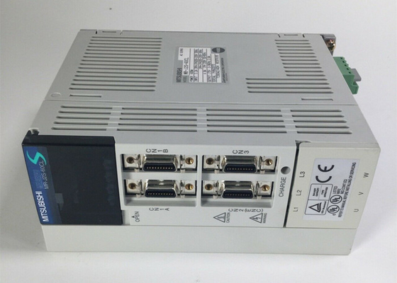 MITSUBISHI AC Servodrive MR-J2S-60CL Industrial Servo Amplifier Power 600W Input 3.2A NEW