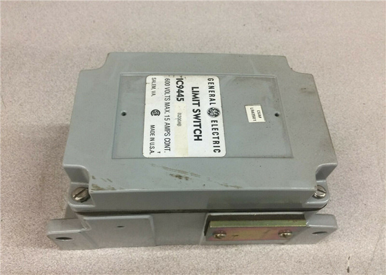 IC9445B200AB GE FANUC Limit Switch Lever Watertight Standard Contact 2 Circuits IC9445B200AC