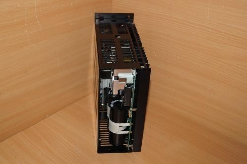 Yaskawa Cacrの産業サーボ ドライブ元の新しいCacr-Hr03bab12y60