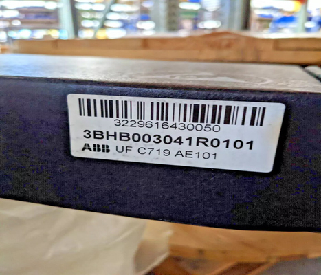 ABB UFC719AE01 広温デジタルIOモジュール モジュール3BHB003041R0101, -20°Cから+60°C